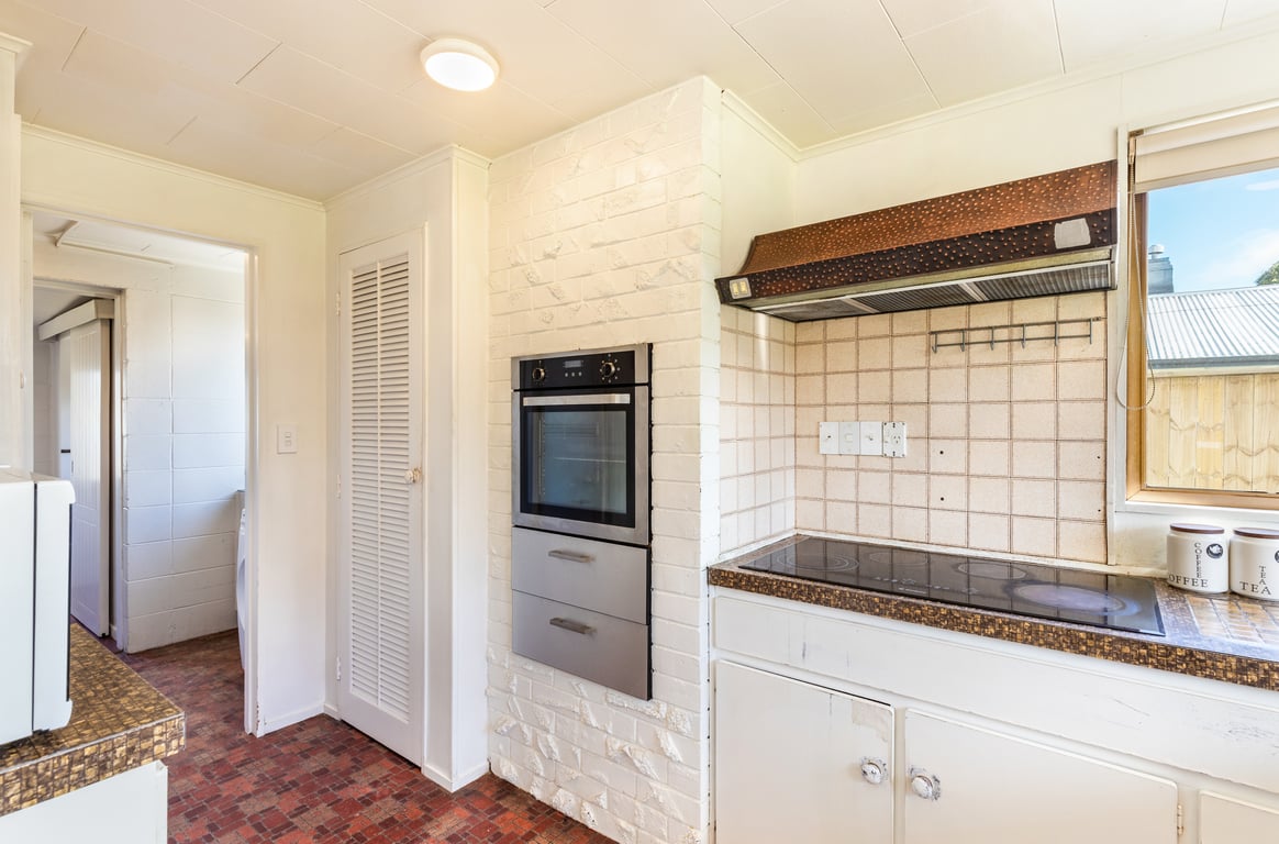 Tui Street Escape – Classic Comfort Near the Lake