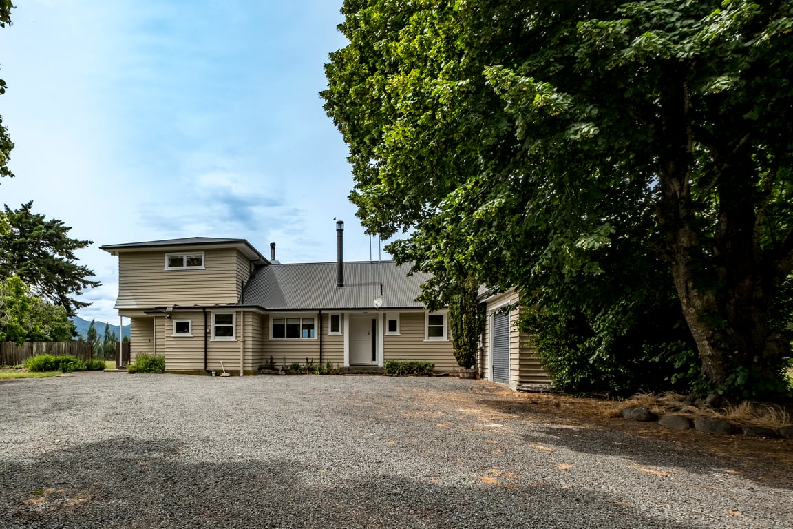 'The Lookout' Lochiel