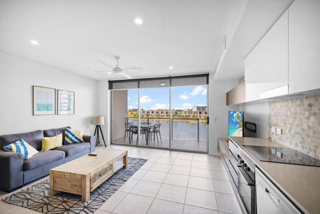 One Bedroom Apartment