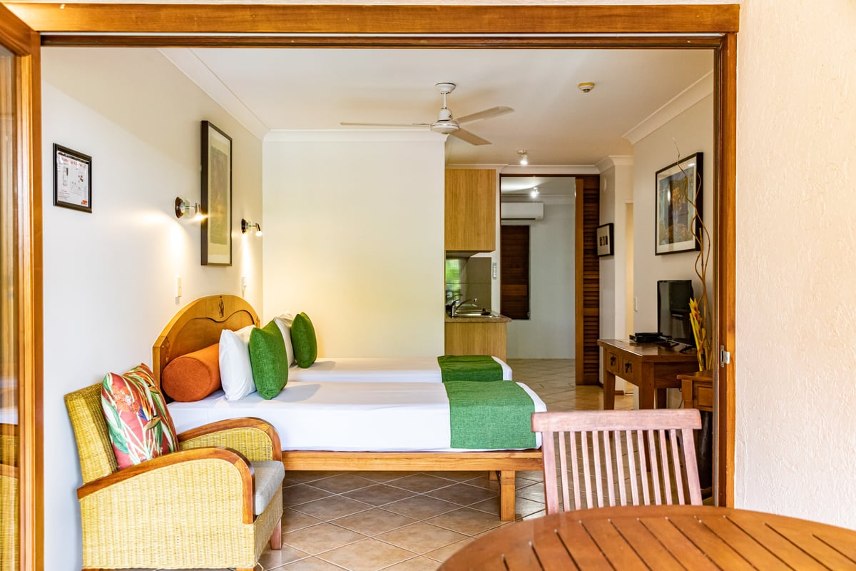 Deluxe King Pool View Studio