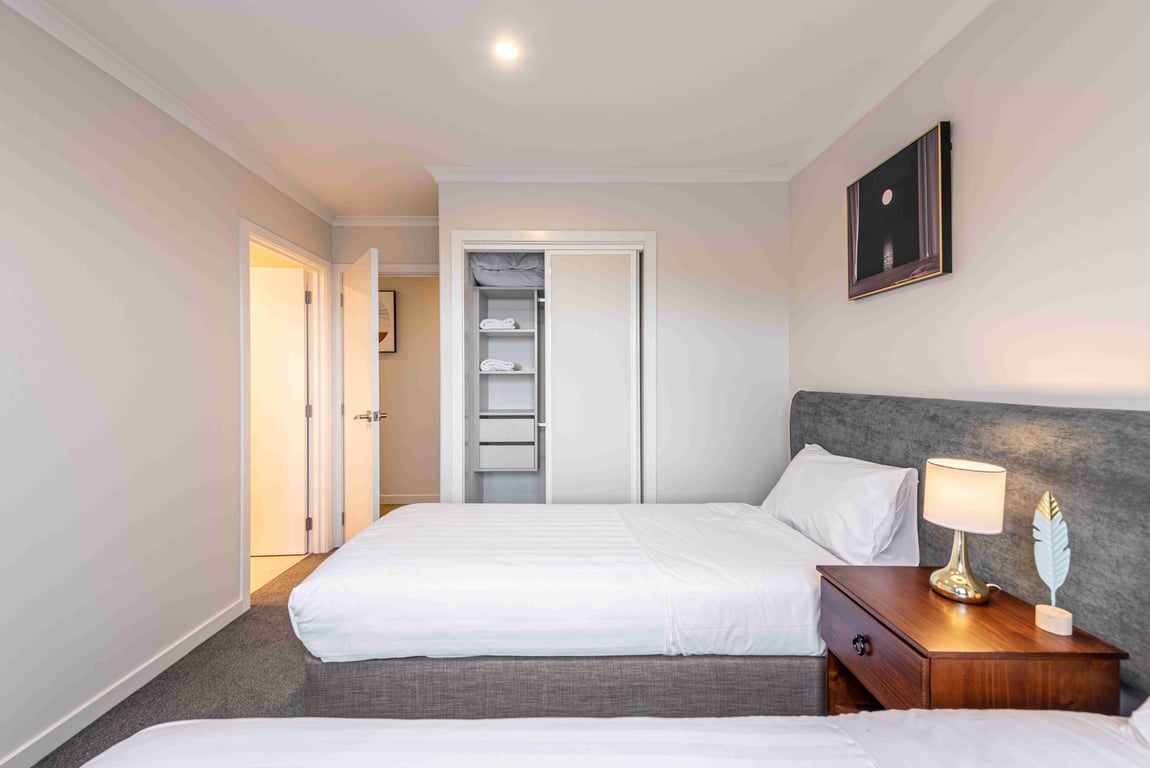 33 Star 3 Bedroom Apartment