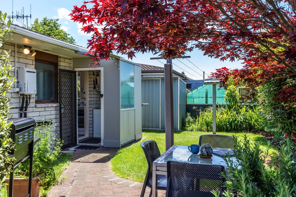 Tui'S Rest - Sunny 2-Bedroom Taupo Unit Walk To Town