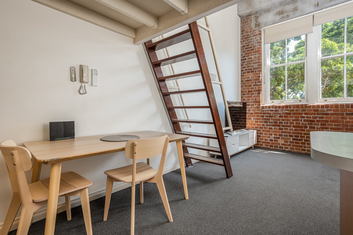 2 Bed 2 Bath Budget Traveller