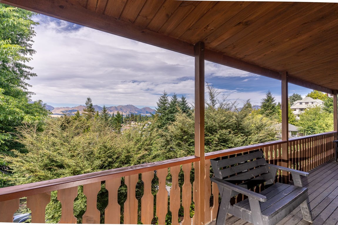 Mountain Gem - Hanmer Springs Holiday Home (Pet Friendly)