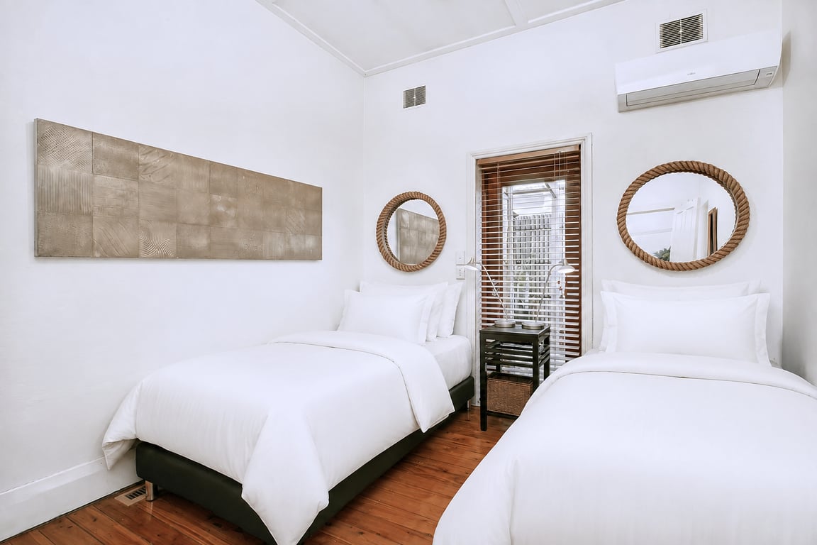 HENL3 - Lane Cove Comfort | Home With Leafy Garden