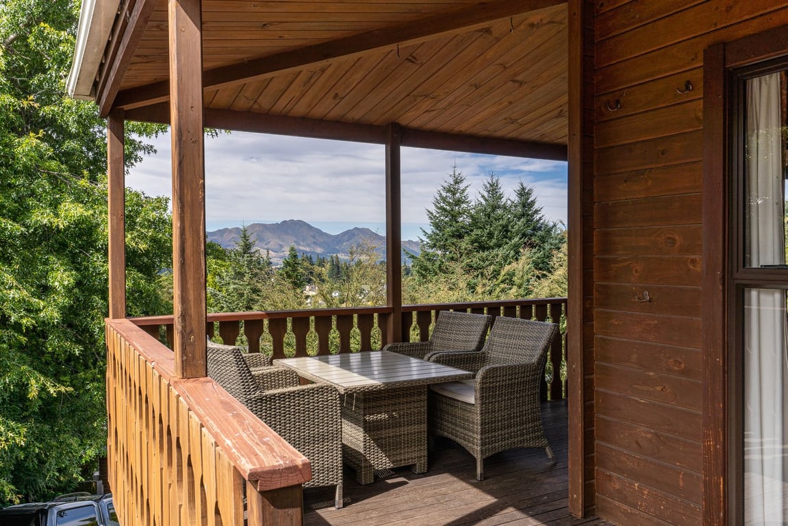 Mountain Gem - Hanmer Springs Holiday Home (Pet Friendly)