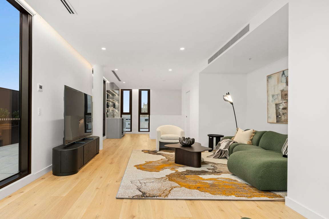 The Sun Gallery @ 333STK | Luxury Duplex Penthouse