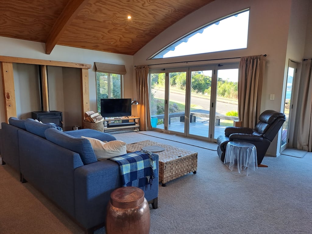 Large Home In A Great Location With Stunning Views