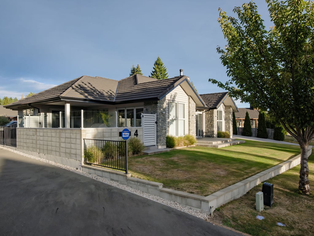 Luxury on Rutherford