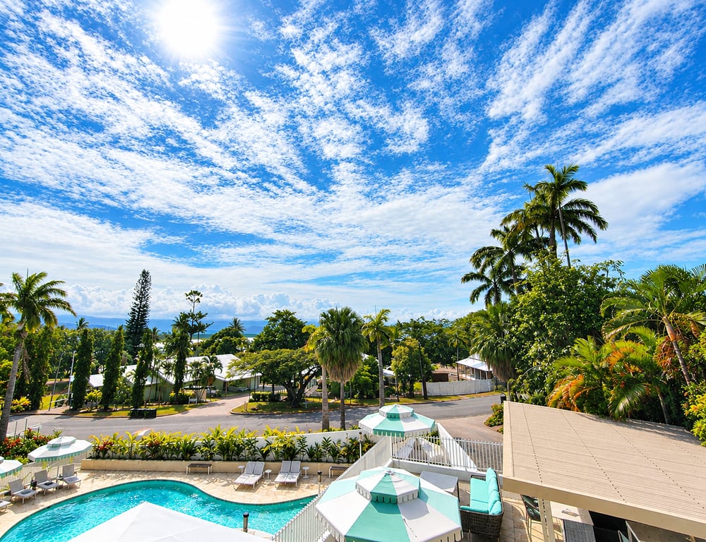 Tropical 2 Bedroom Apartment