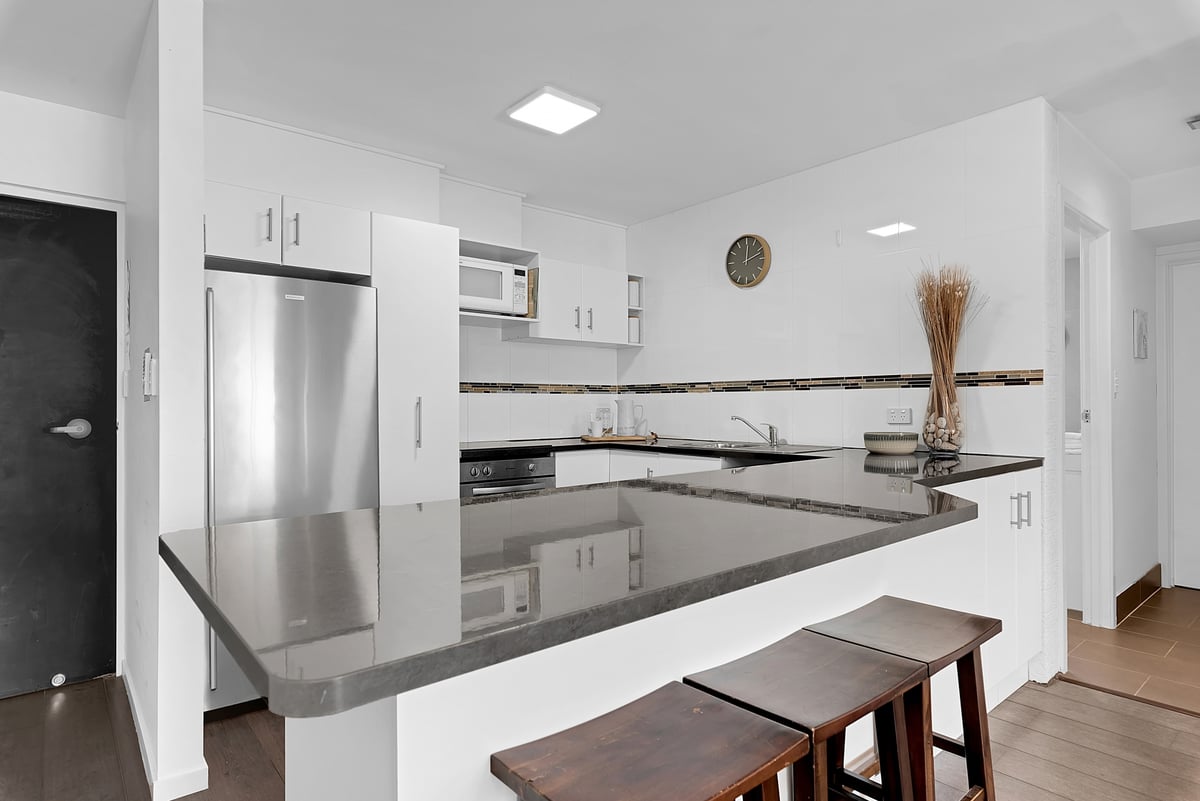 2 Bedroom Apartment with Partial Ocean View