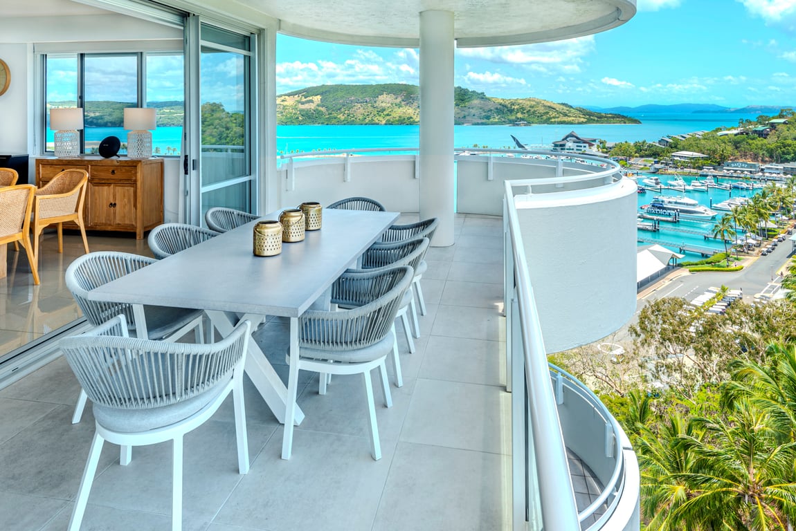Yacht Harbour Tower 6