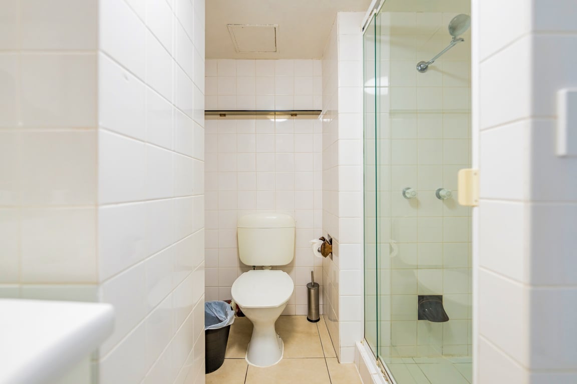 1 Bedroom Ground Apartment