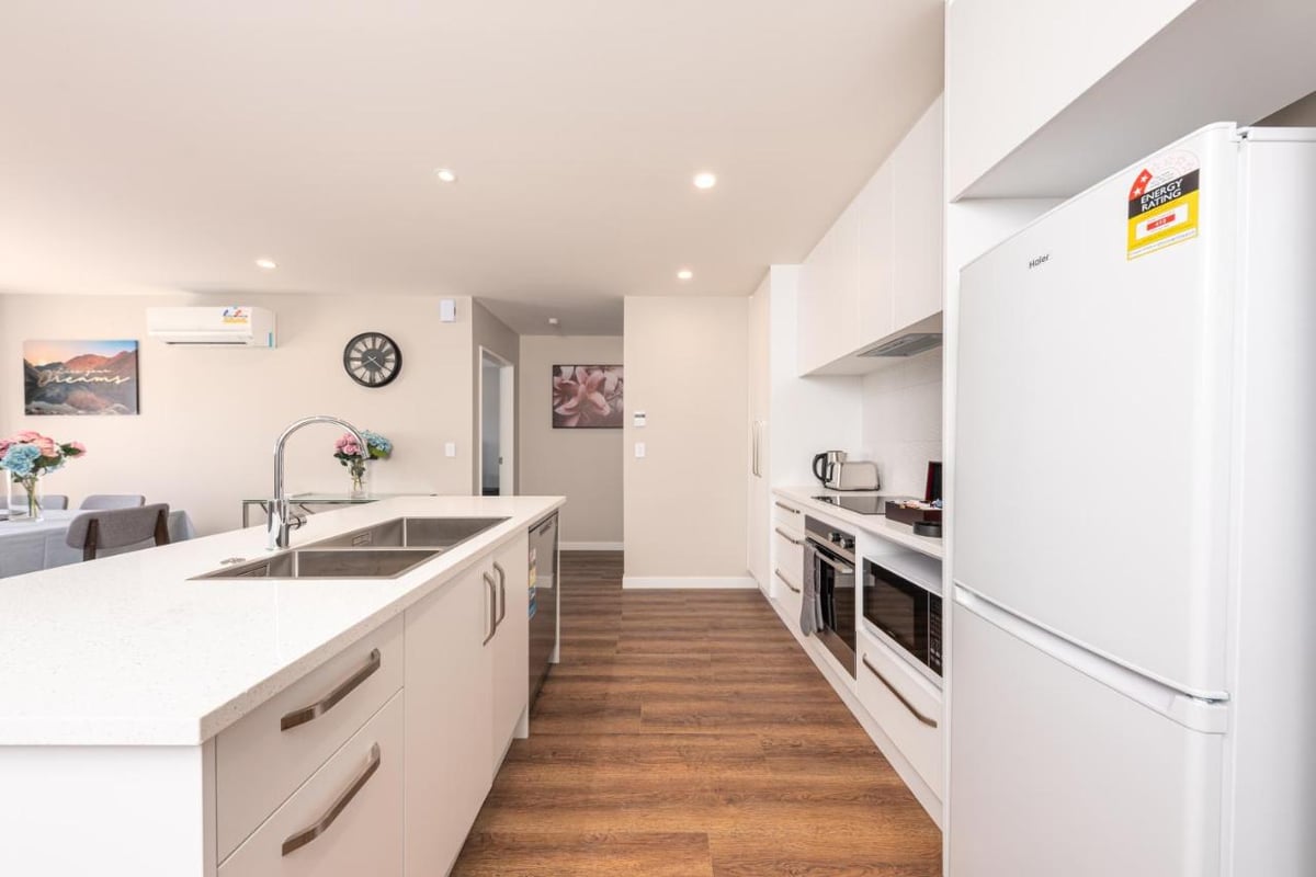 TLH 3 Bedroom Apartment