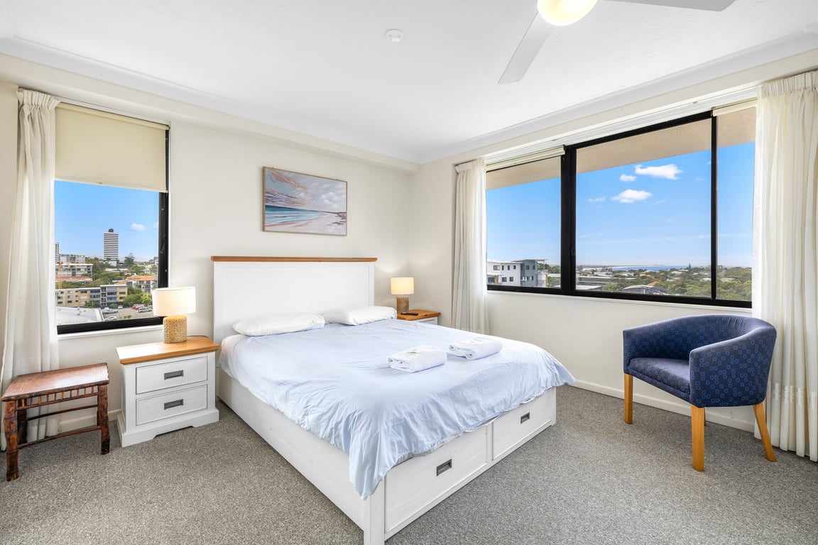 3 Bedroom Ocean View, 1 Queen, 4 Single Beds