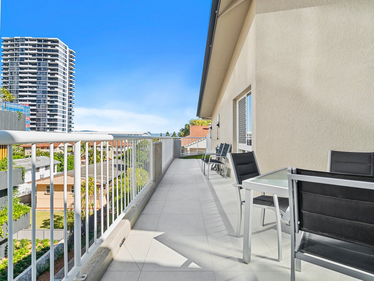 3 Bedroom Queen Apartment