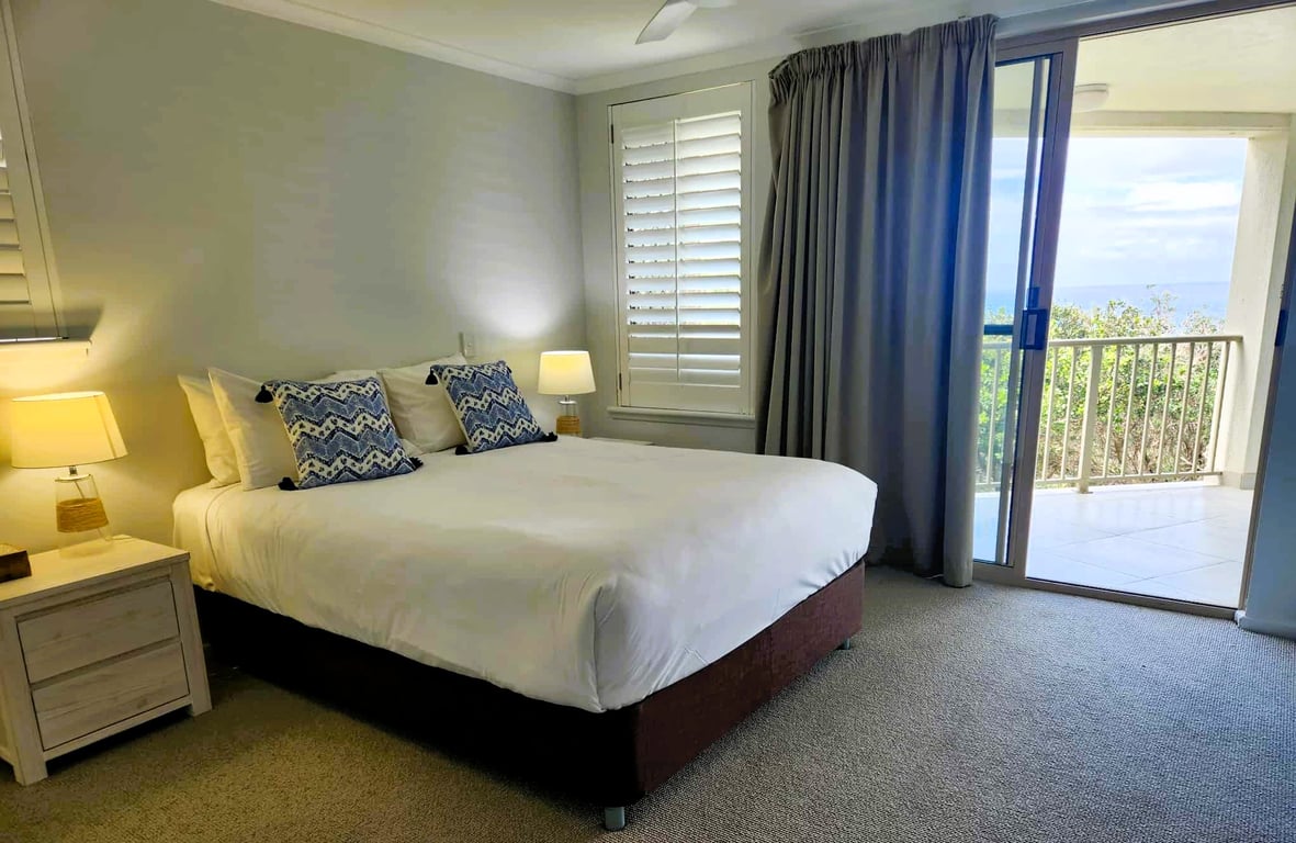 Deluxe Ocean View Apartment