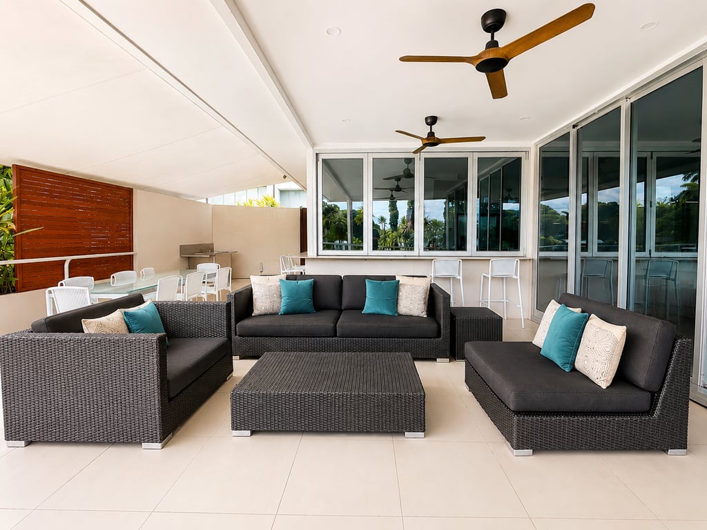 Sun Deck 2 Bedroom Apartment