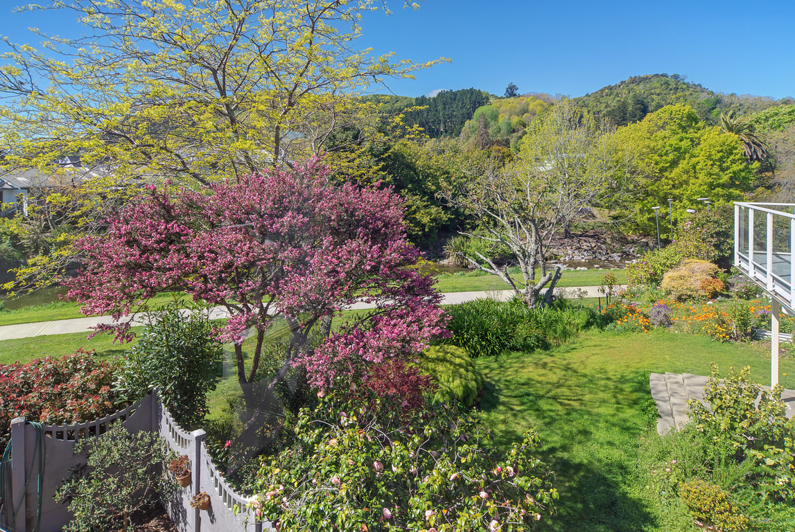 Queen's Garden Villa