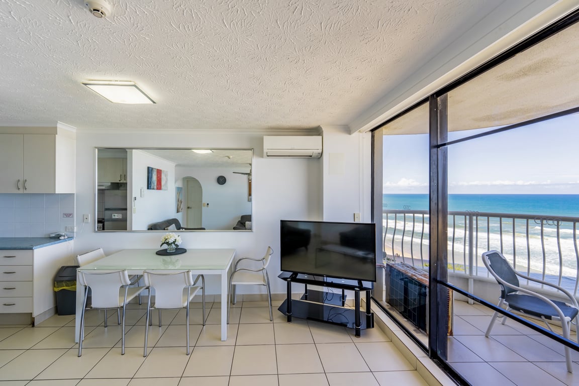 1 Bedroom Standard Apartment (Higher Floor)