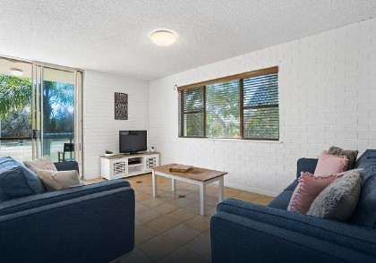 2/56 Lawson StreetatClarkes Beach