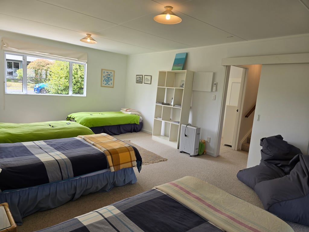 Heeni Street - Great Location Near The Lake