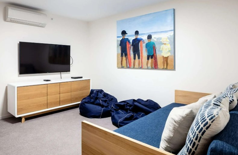 3 Bedroom Skyroom Apartment