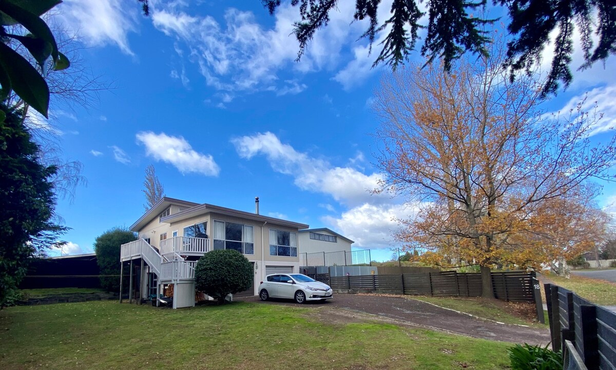 Large Family Home - 2 Mile Bay
