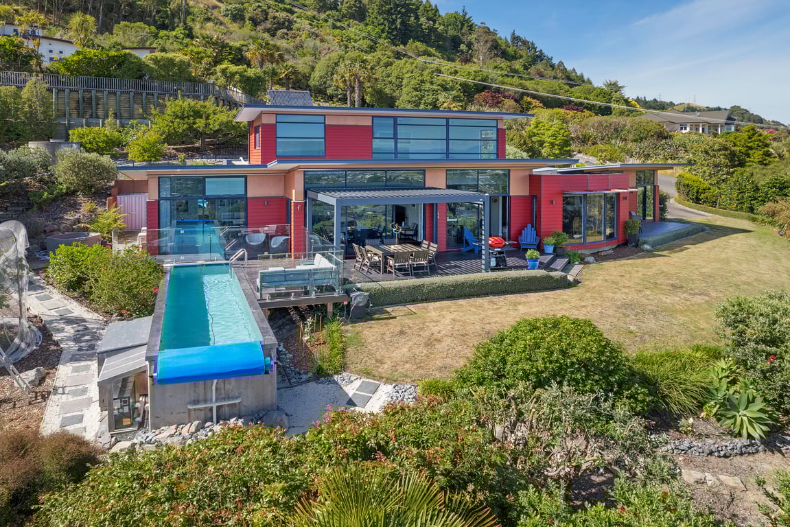 Pohutukawa House - Views, Pools, Serenity!