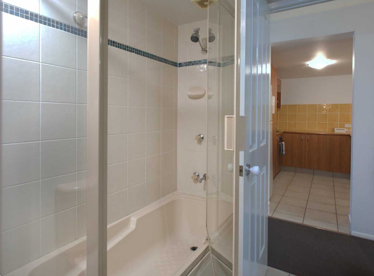 2 Bedroom
