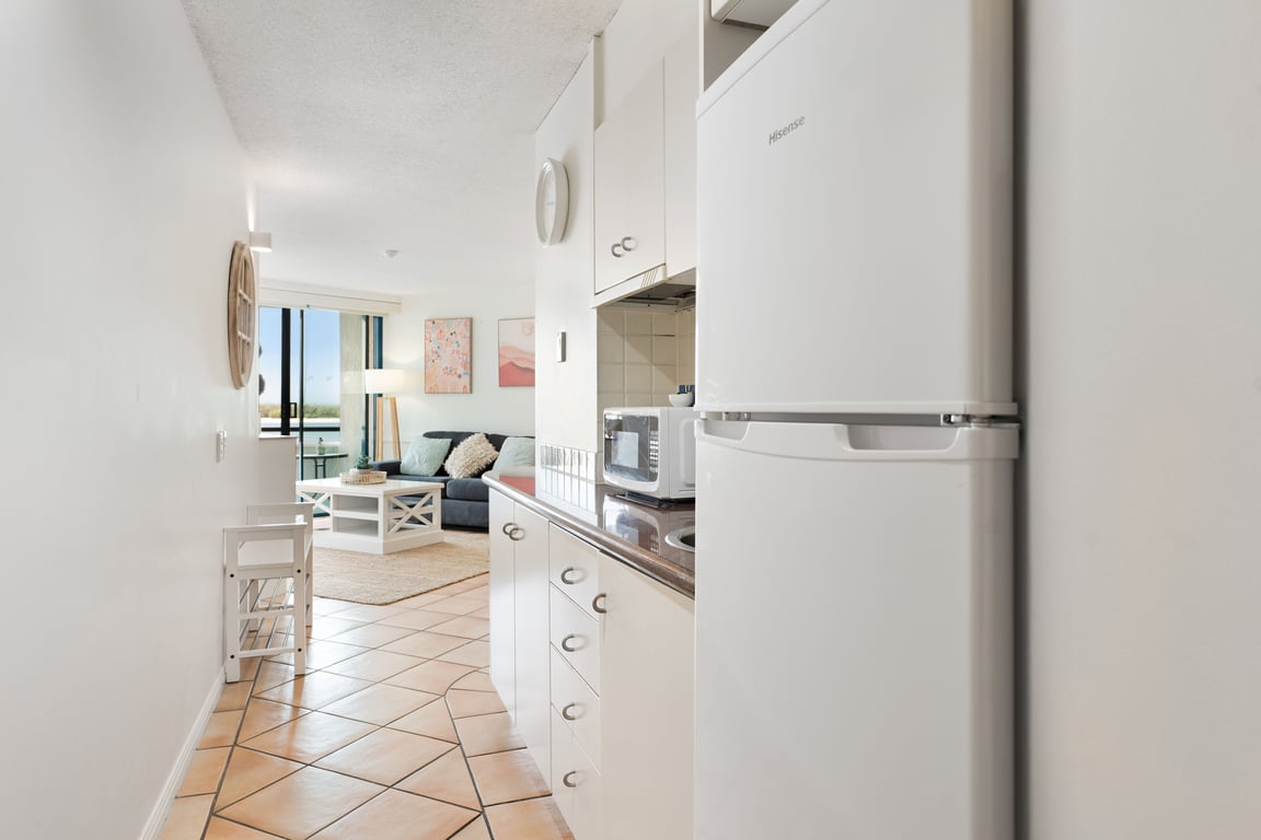 Unit 104 – Deluxe 1 Bedroom Waterfront