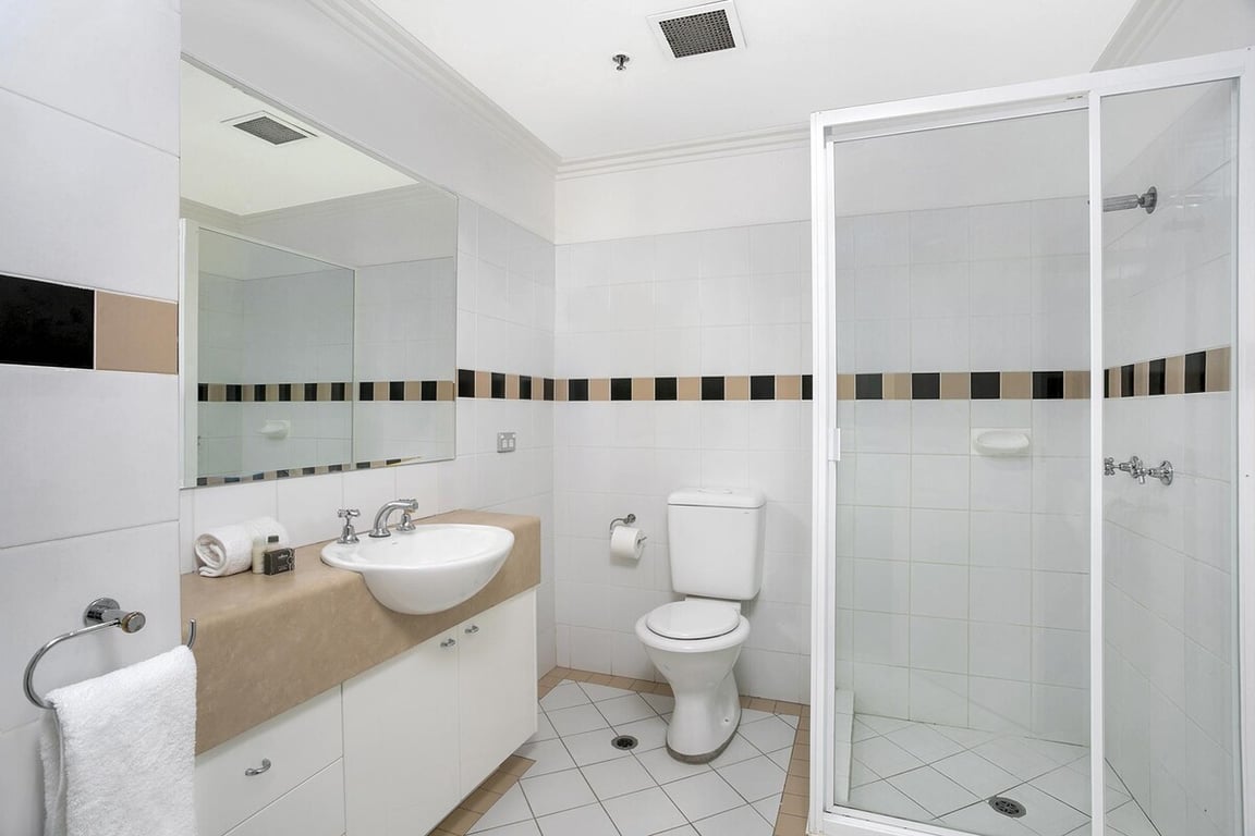 ALF49 - Milsons Point Comfort | Panoramic Harbour Views