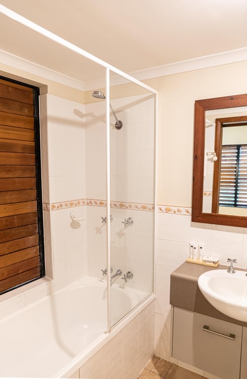 2 Bedroom Ensuite Apartment