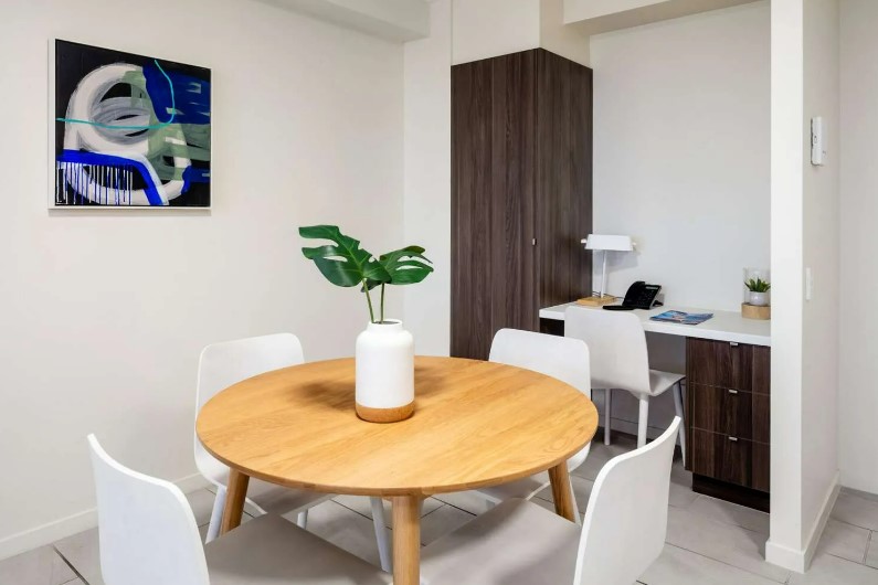 2 Bedroom Studio Apartment