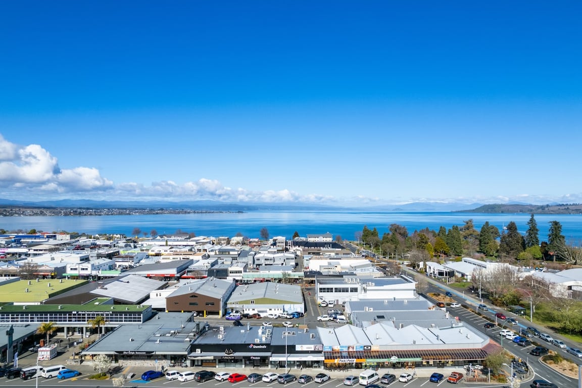 Relax On Roberts - Modern And Central - Free Wi-Fi