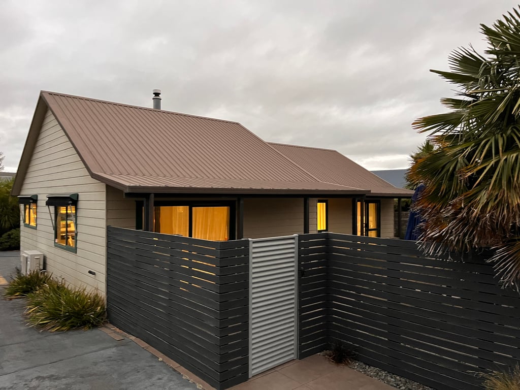 Sunny Family Retreat 