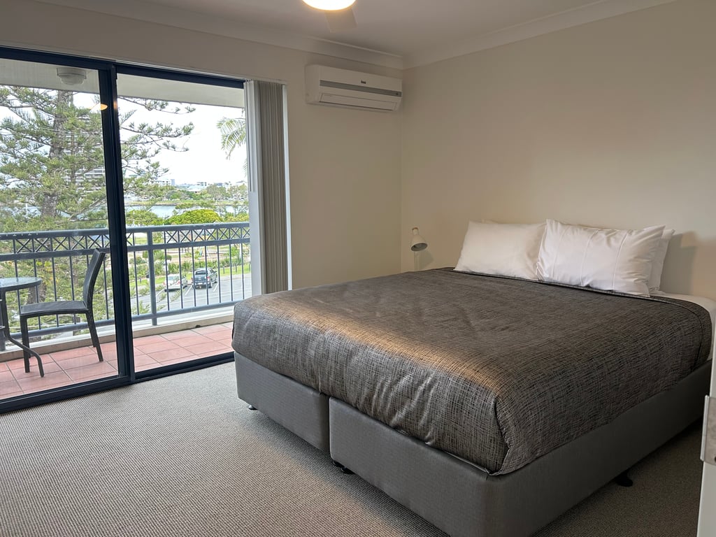 Superior 2 Bedroom Split Level Villa