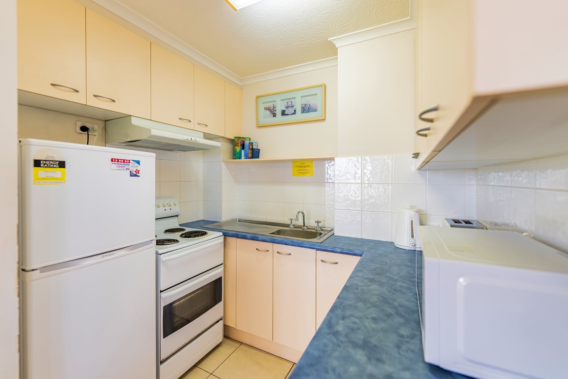 1 Bedroom Ground Apartment