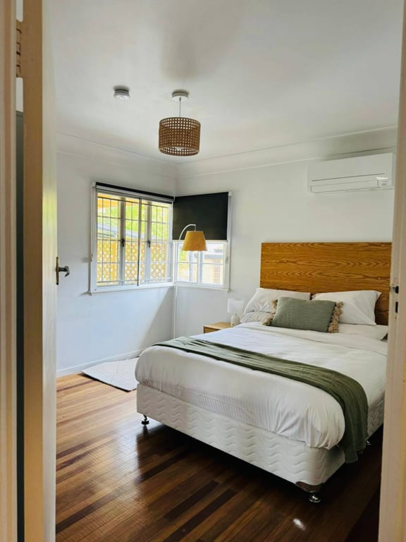 Mount Gravatt 3Bedroom 1 Bathroom House