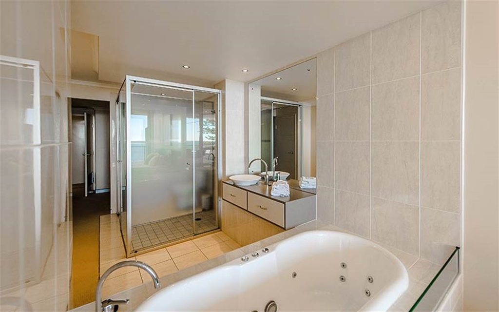 3 Bedroom Oceanview