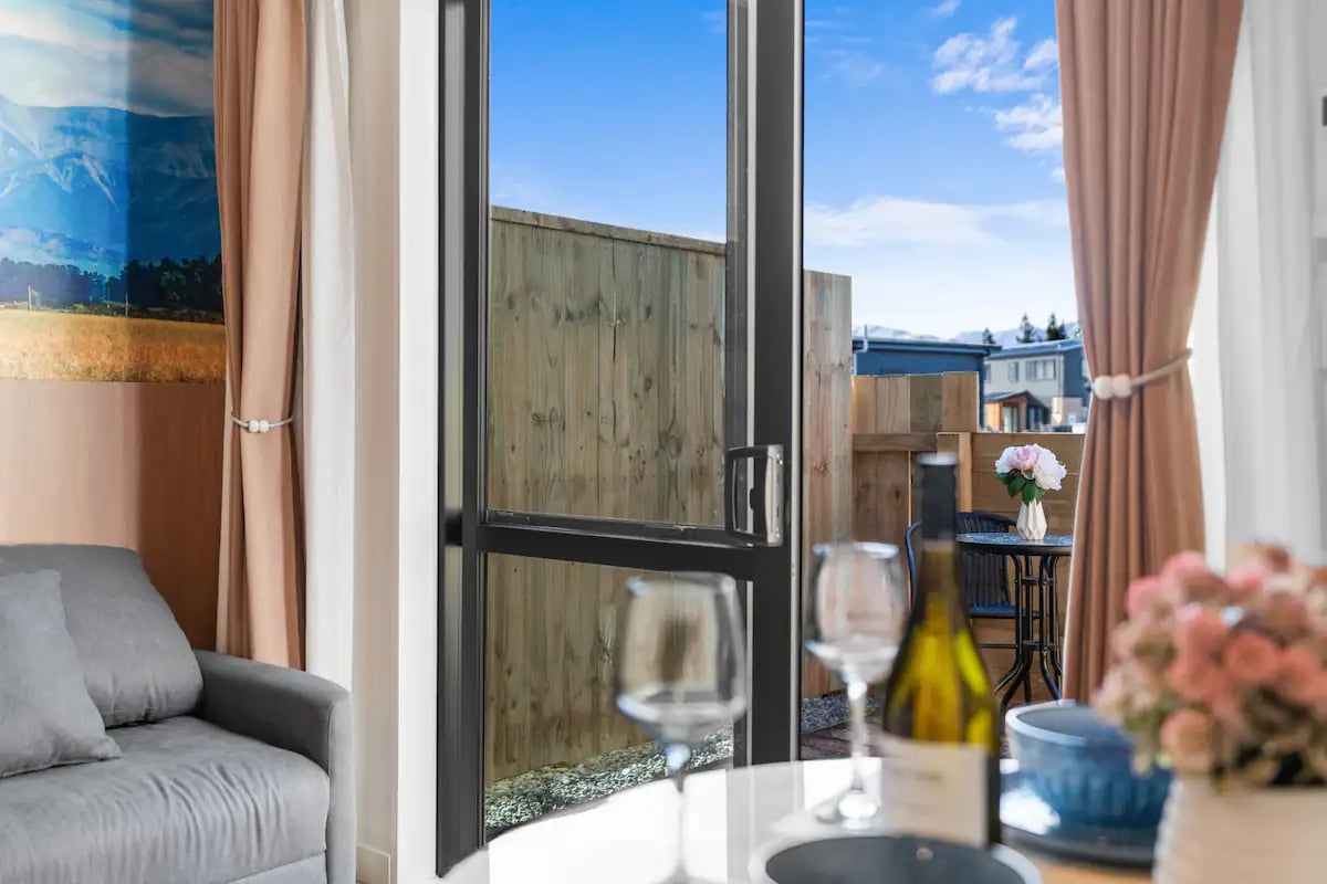 New warm 1 bedroom studio unit 3