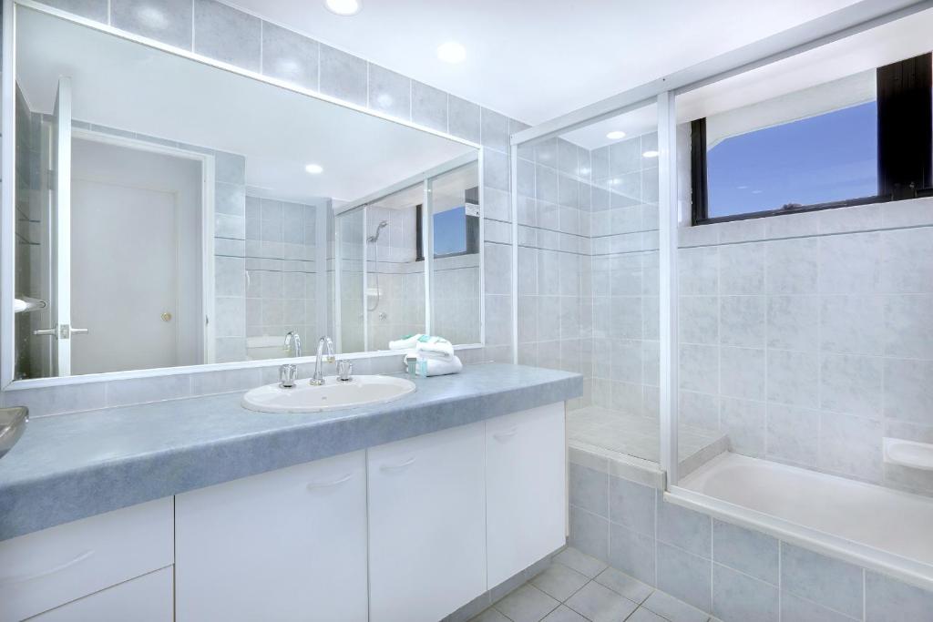 3 Bedroom Ocean View Apartment