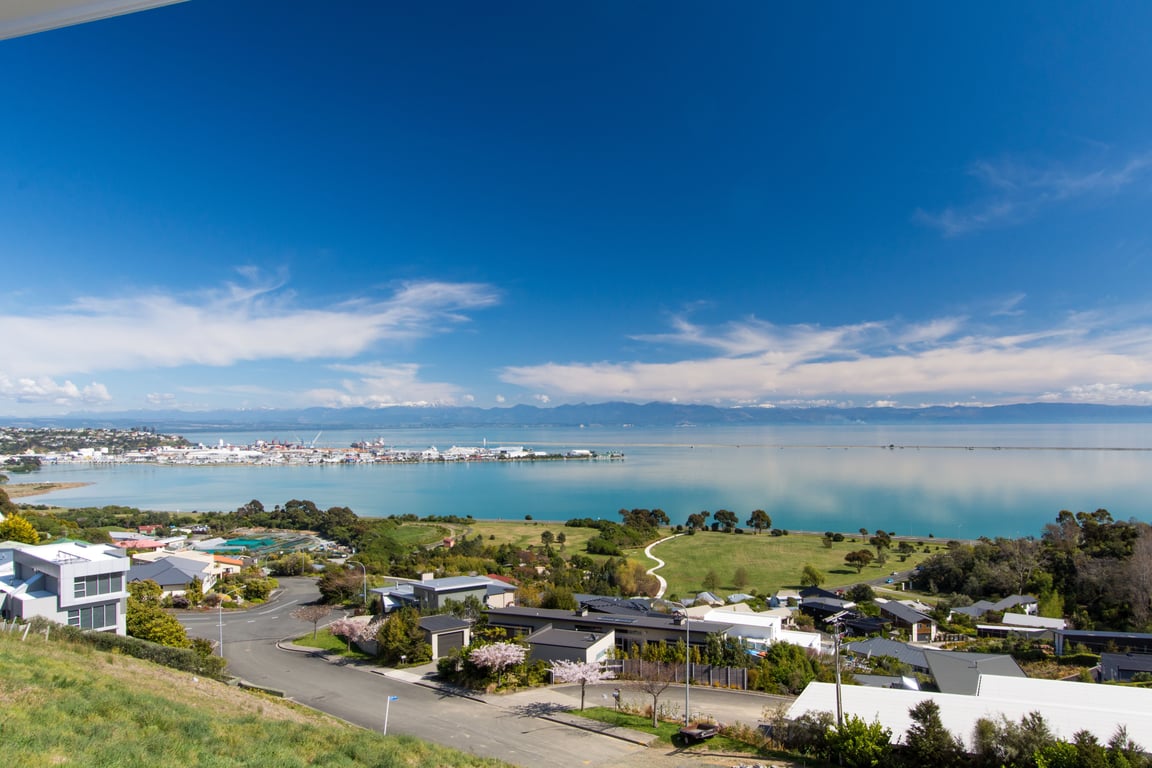 Aqua Heights - Apartment