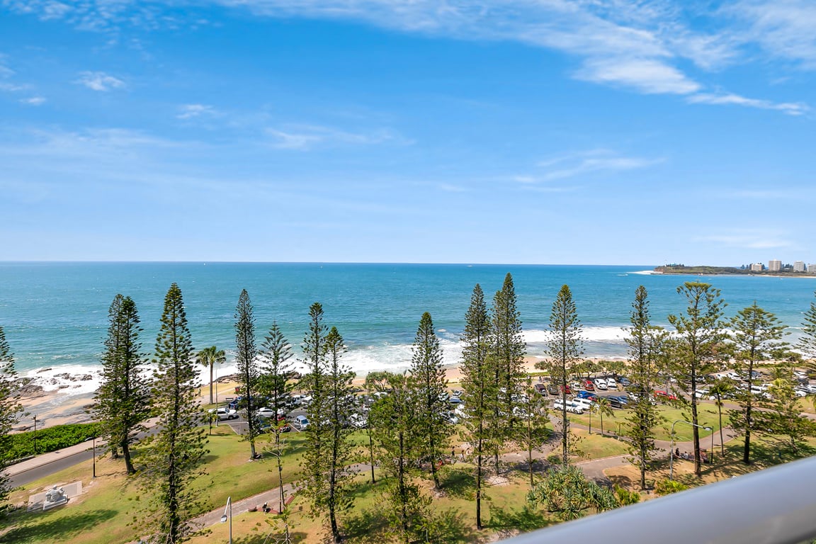 3 Bedroom Superior Beachfront Apartment