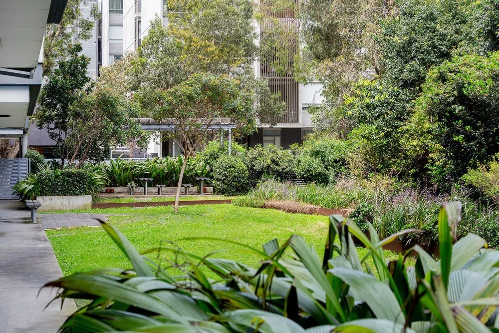 ROSE9 - Rosebery Retreat | Walk to The Cannery, Minutes to the Airport