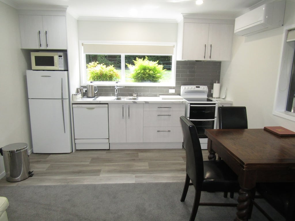 Otupai Getaway - Stylish & Newly Renovated Flat