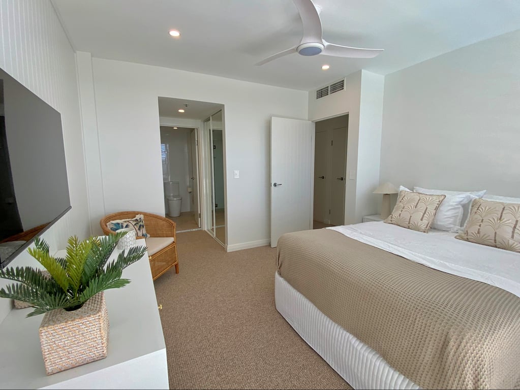 Lift Access 509 Pool View