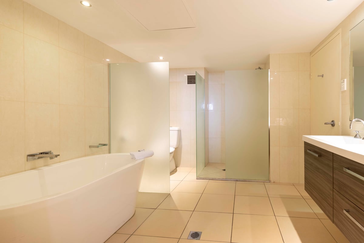 Club 1 Bedroom Apartment