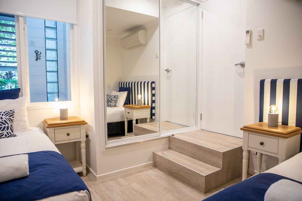 3 Bedroom LUXE Pool Deck Apartment