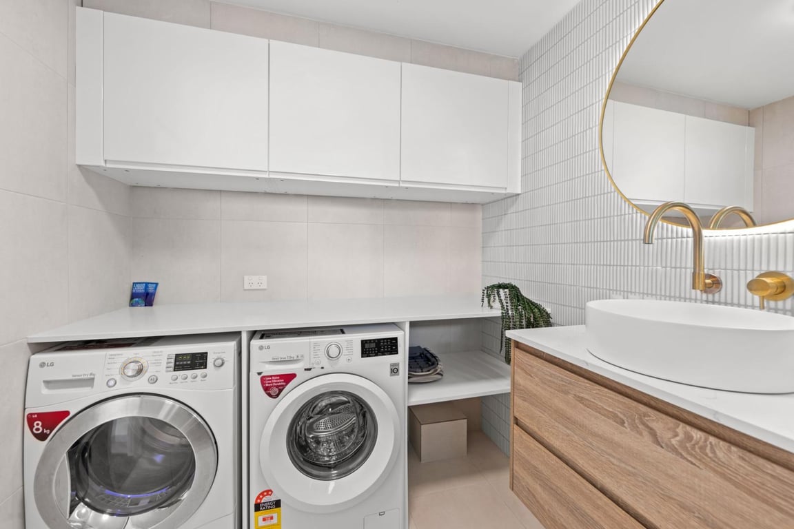 2 Bedroom Ocean View High